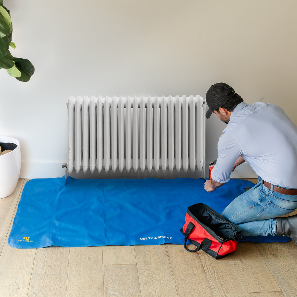 Plumbers Floor Protector Mat - Non-Slip, Water-Resistant Protective Work Surface for Professional and DIY Projects - Chemical-Proof Carpet Guard with Carry Pouch - Plumbing Tools and Equipment - Blue