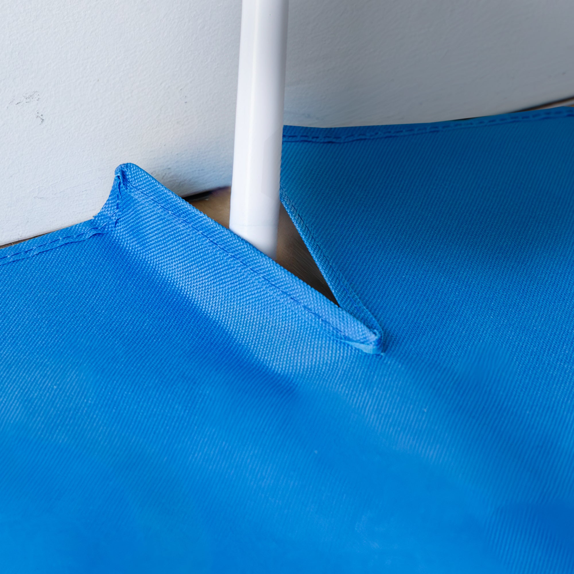 Plumbers Floor Protector Mat - Non-Slip, Water-Resistant Protective Work Surface for Professional and DIY Projects - Chemical-Proof Carpet Guard with Carry Pouch - Plumbing Tools and Equipment - Blue