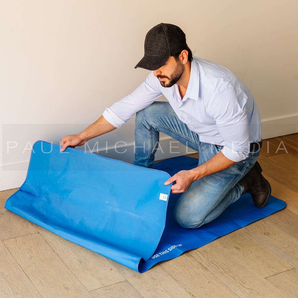 Plumbers Floor Protector Mat - Non-Slip, Water-Resistant Protective Work Surface for Professional and DIY Projects - Chemical-Proof Carpet Guard with Carry Pouch - Plumbing Tools and Equipment - Blue